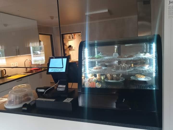 Handlar´n Moskosel och Café Navet